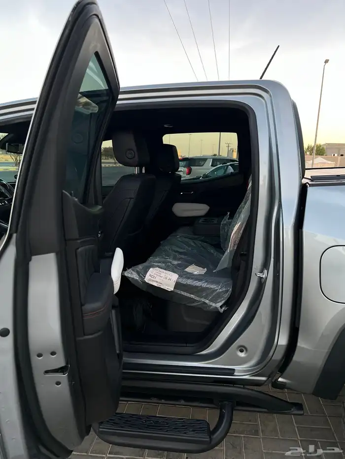 كانيون جمس CANYON GMC AT4X 13