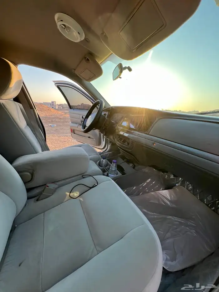 فورد فكتوريا للبيع 2011 10