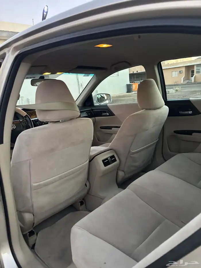 هوندا اكورد2013 14