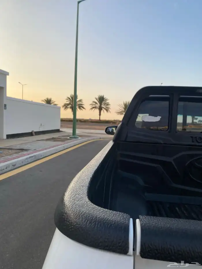 هايلوكس 2016وكاله فل كامل بدووون دبل قير عايدي مخزن 20