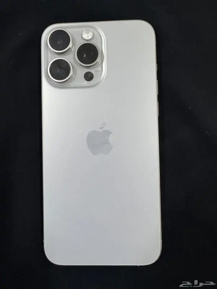 ايفون 15 برو ماكس تايتنيوم 3