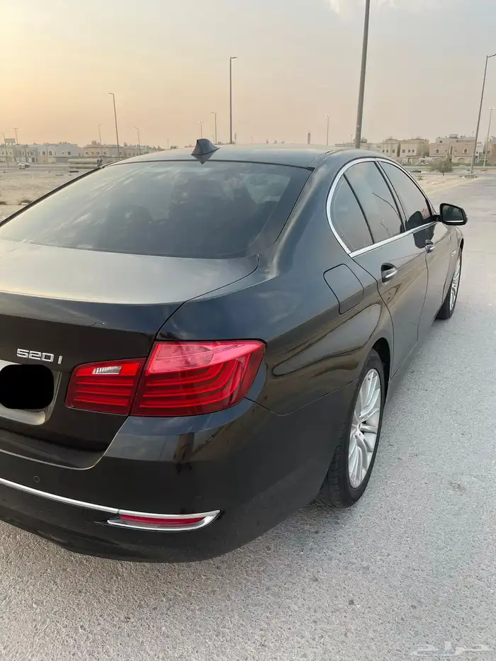 للبيع BMW 520I 8