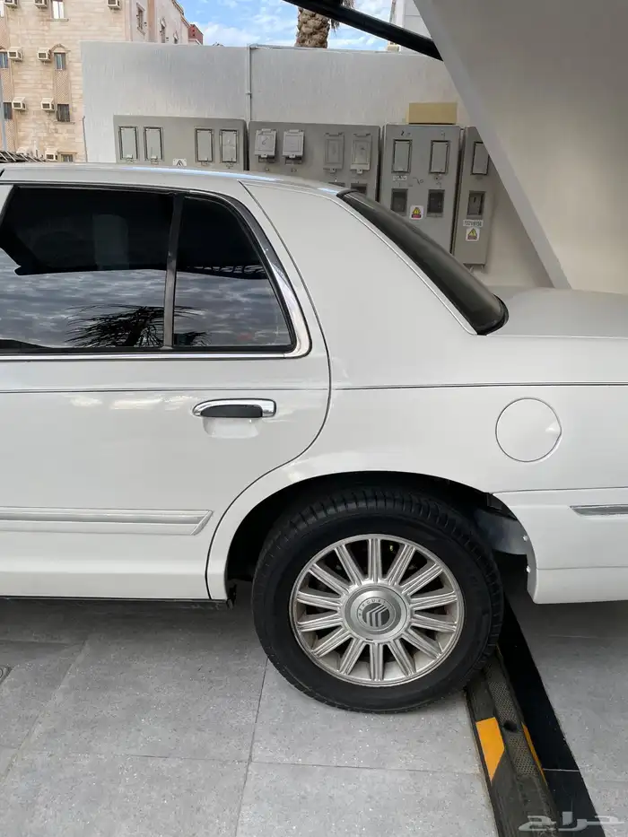 فورد ماركيز 2010 10