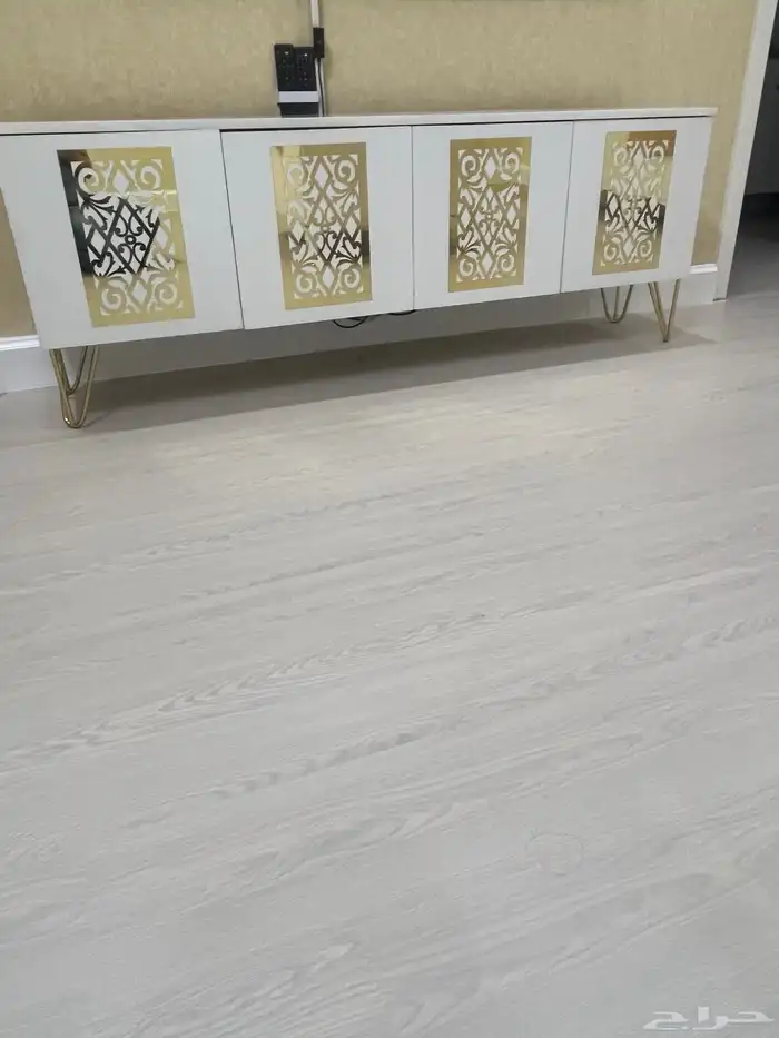 طاوله ومكتبه شاشه طقم 2