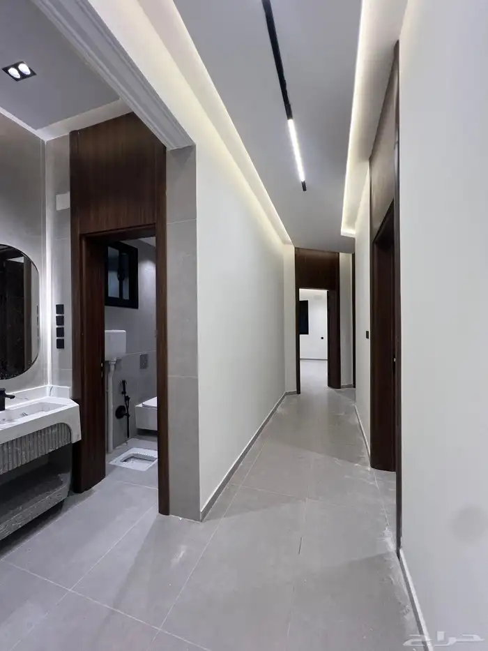 شقق فاخرة بحي الراقي ع شارع 20 شرقي تشطيب vip ب 550 الف 14