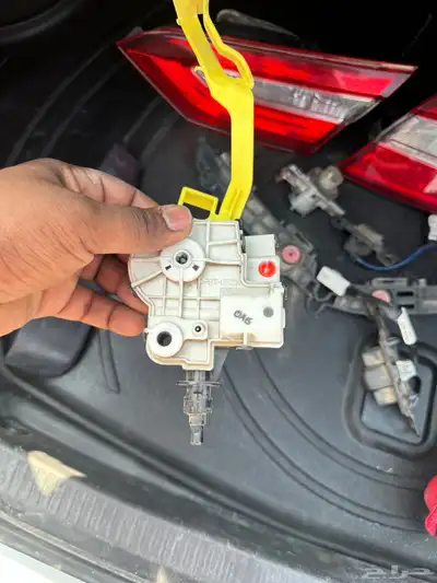 اسطب كامري 2018 قفل تانكي عظمة صدام كاميرا خلفية index