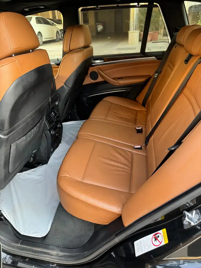 للبيع بي ام دبليو X5 ممشى قليل موديل 2009 9