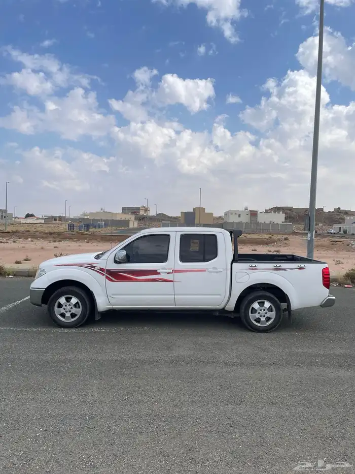 نافارا 2015 نظيف للبيع 10