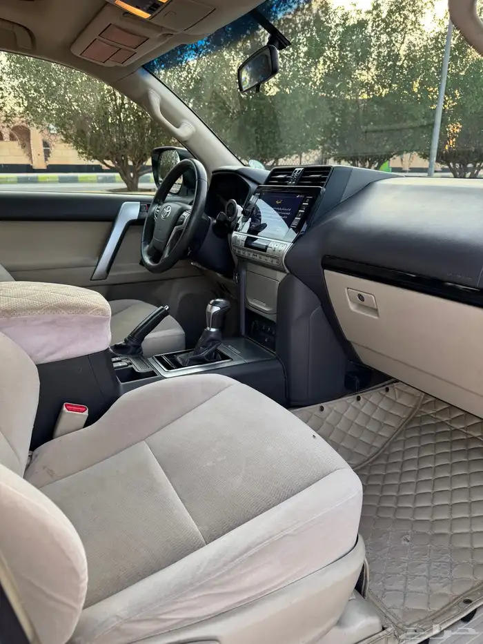 برادو 2018 فطيمي فل كامل فتحة دفلوك ثلاجة نظيف جدا 24