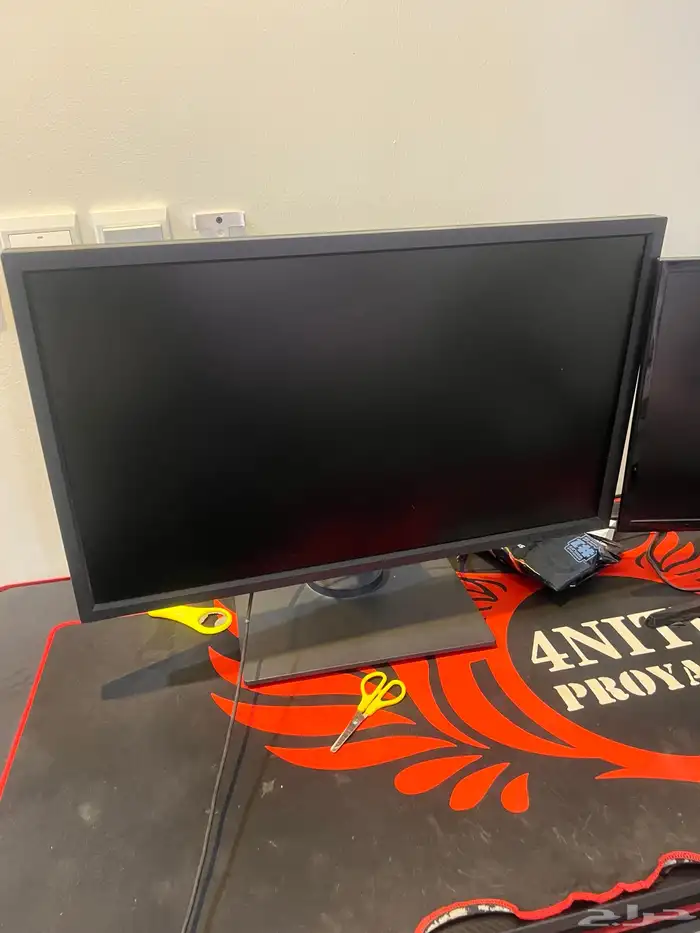 للبيع شاشة قيمنق benq 1