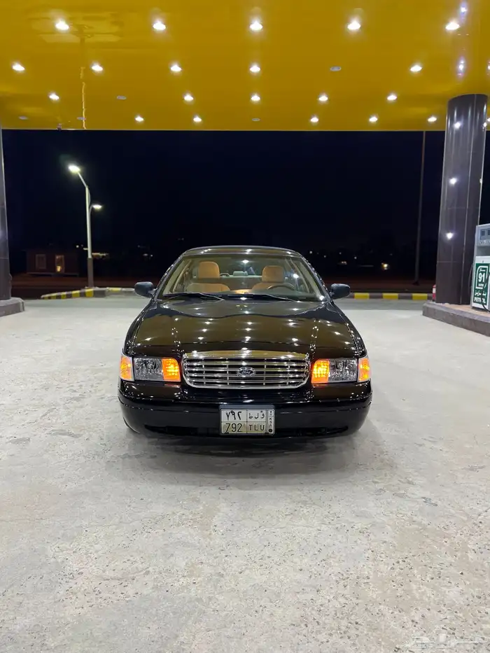 فورد فكتوريا 2006 بوليسي 4