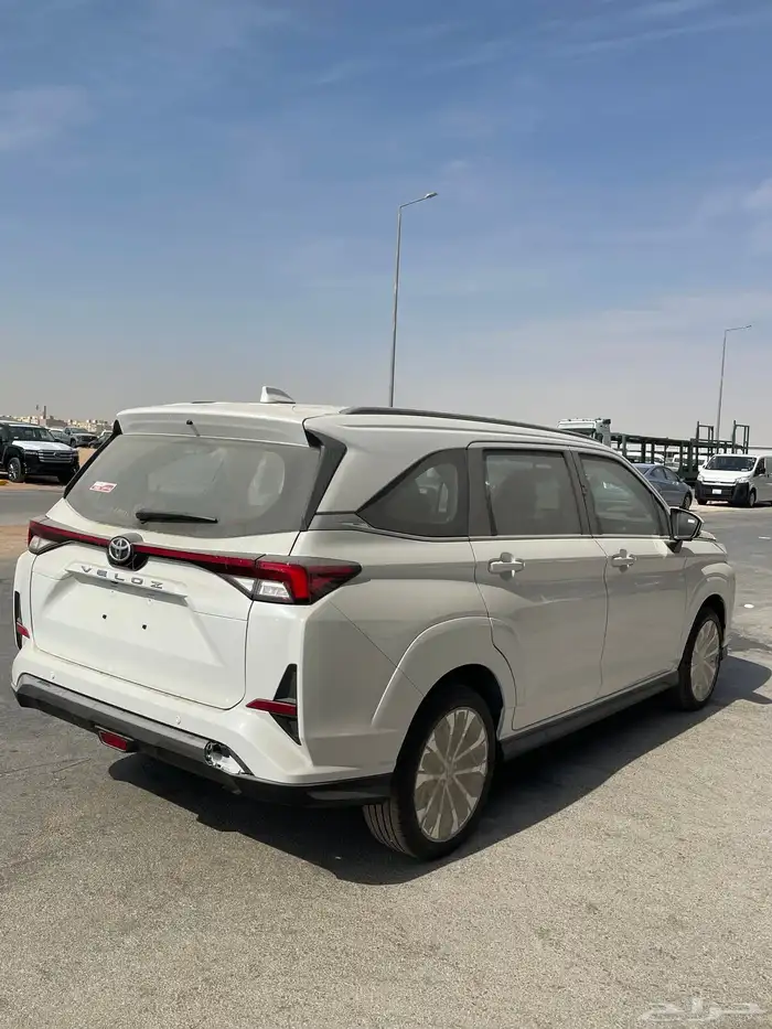 تويوتا اوربان كروز استاندر GL -2026 3