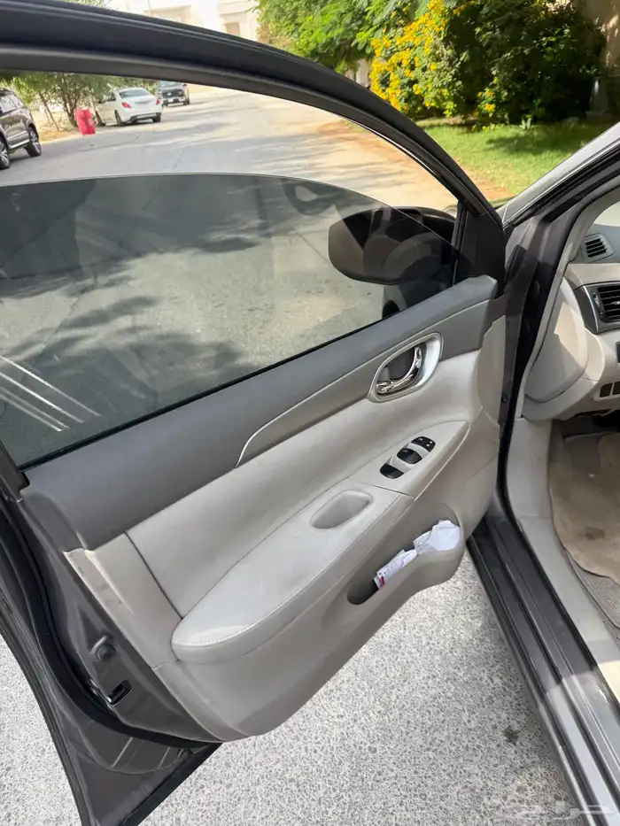 للبيع نيسان سنترا 2016 ثاني مالك 5