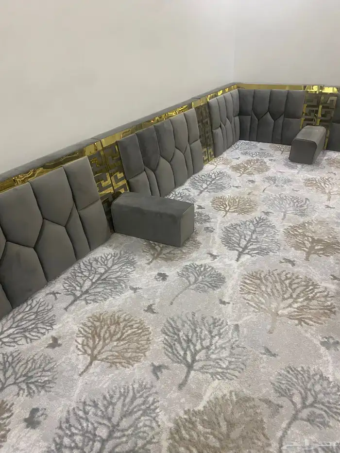 المجلس والسجاد للبيع 0