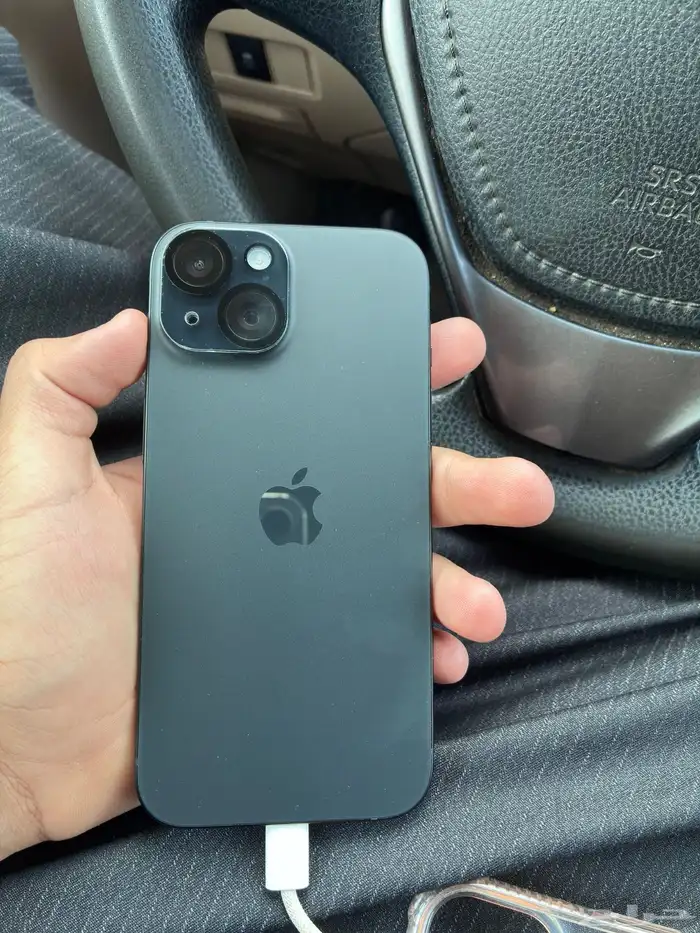 ايفون 15 128 اللون الاسود 3