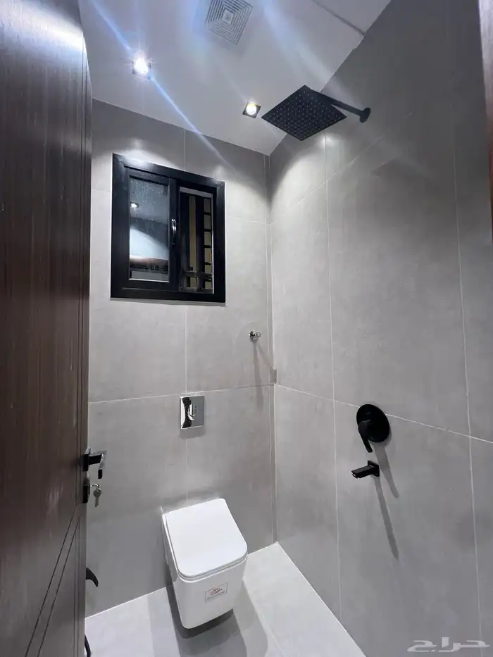 شقق فاخرة بحي الراقي ع شارع 20 شرقي تشطيب vip ب 550 الف 7