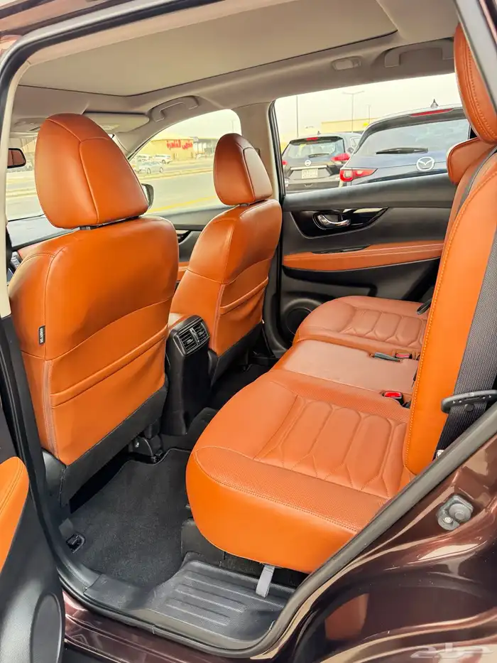 للبيع نيسان 2022 إكس تريل - فل كامل 7