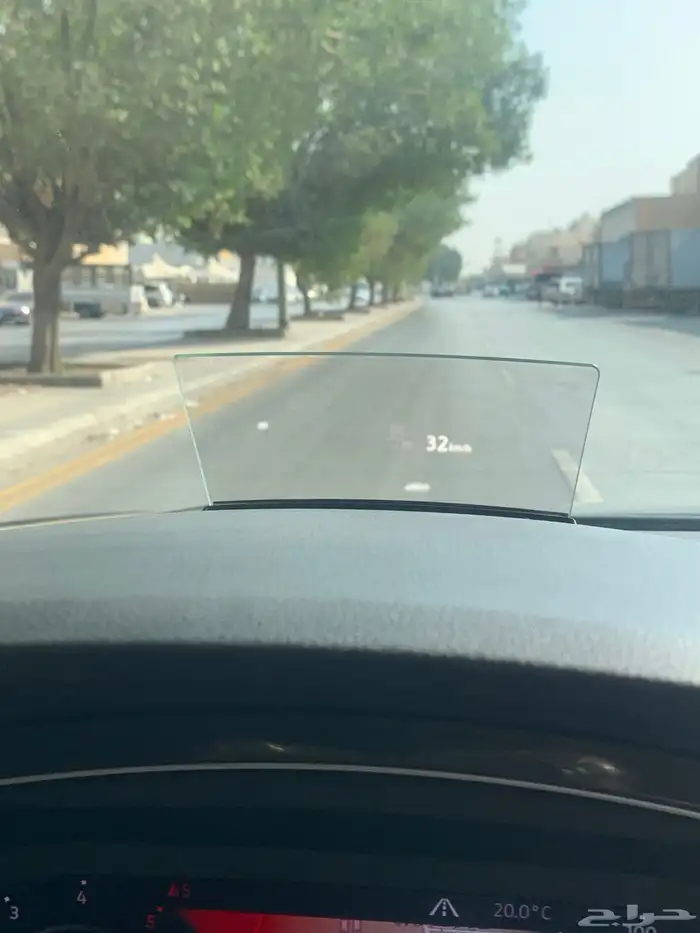 فوكس وأجن يتجوان 2019 R line 22