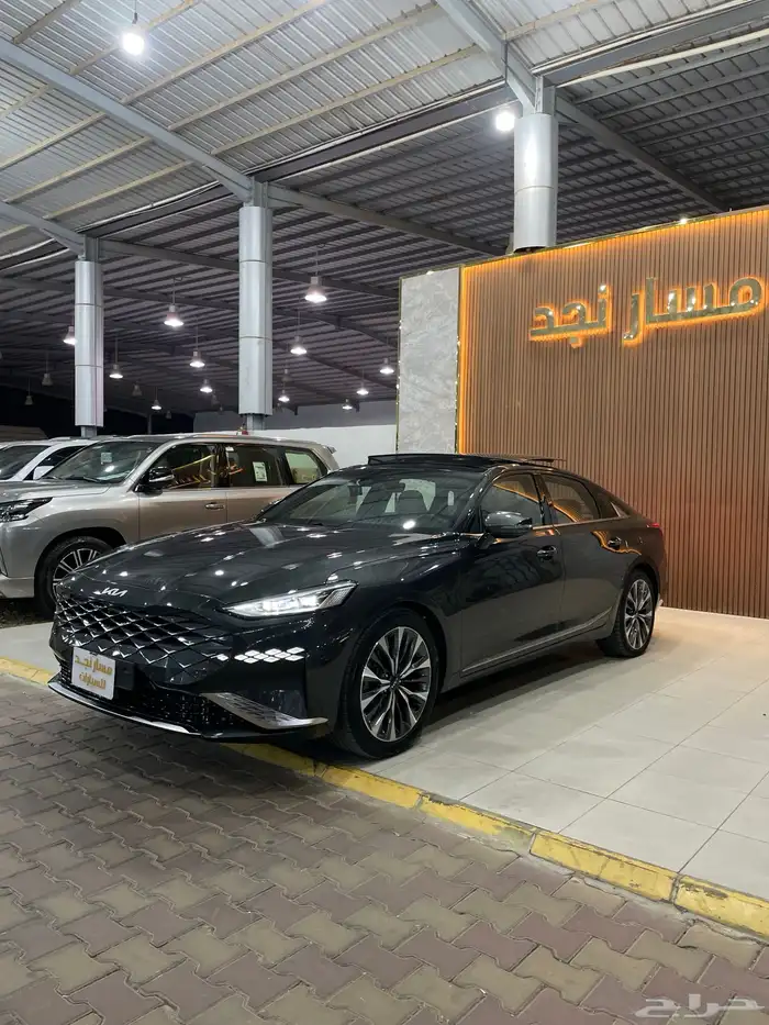 كيا كي8 موديل 2022 فل كامل 5