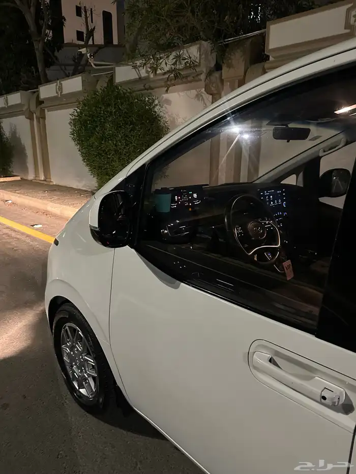 هونداي  ستاريا 2022 15