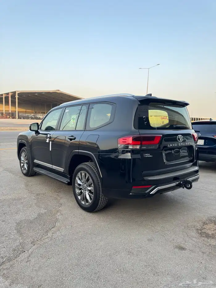 للبيع تويوتا لاندكروزر 2025-L3 - اسود باقل الأسعار 4