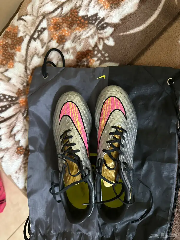 حذاء نايك كلاسيك hypervenom 1