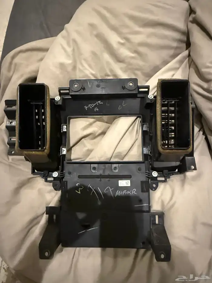 ديكور شاشة مسجل فورد تورس نص فل أصلي 2013 - 2019 3