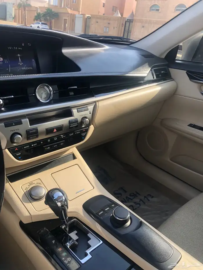 للبيع لكزس es 250 15