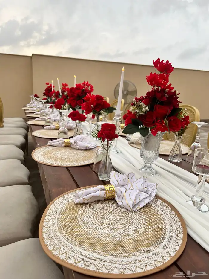 تاجير كراسي طاولات جلسات كنب مكيفات مراوح كوش مداخل 4