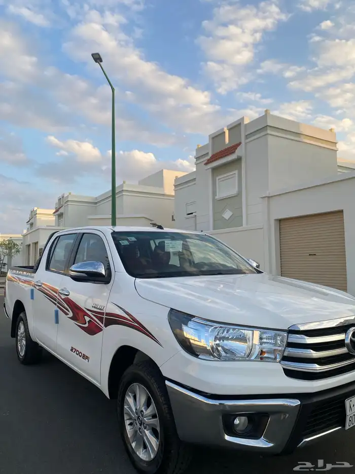 هايلوكس 2016وكاله فل كامل بدووون دبل قير عايدي مخزن 4