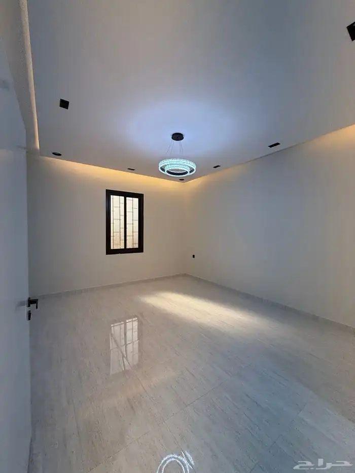 للبيع ادوار تمليك علويه بمساحات كبيره شرق الخميس حى الراقي 15