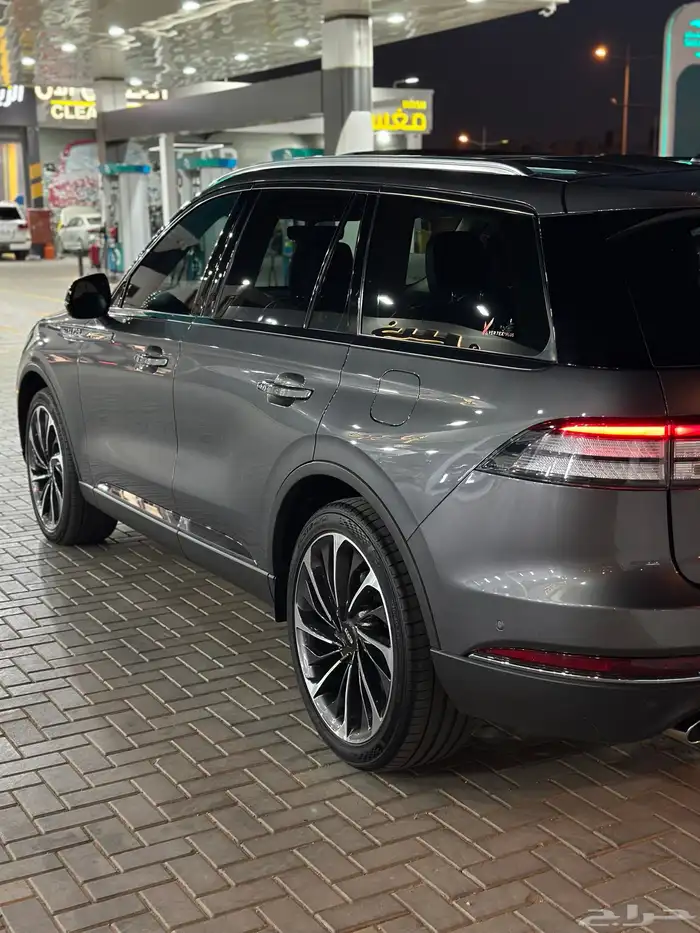 لنكون افياتور 2022 11