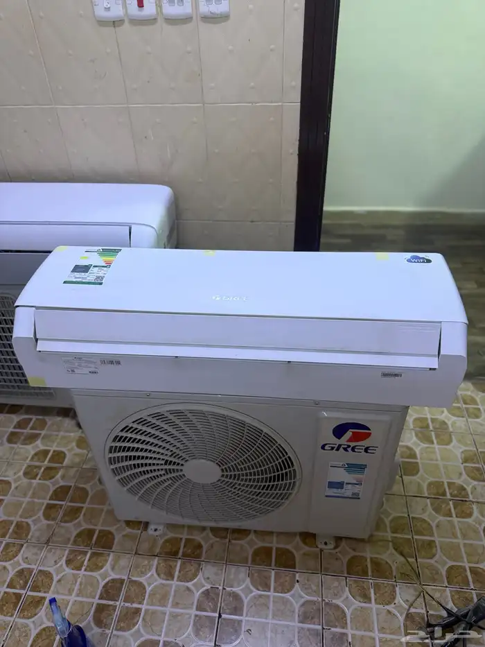 مكيفين أسبلت شبه جديده 4