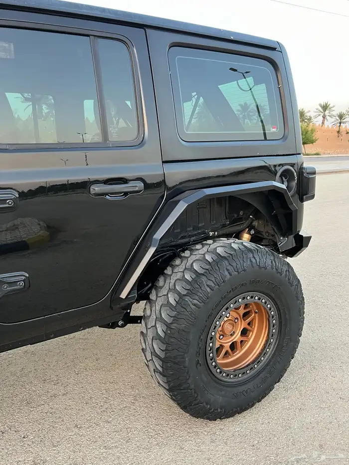 رانجلر سبورت (2018). 13