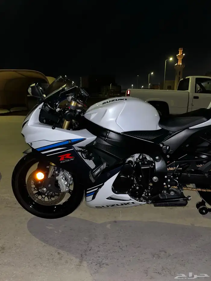 دباب سوزوكي 750 4