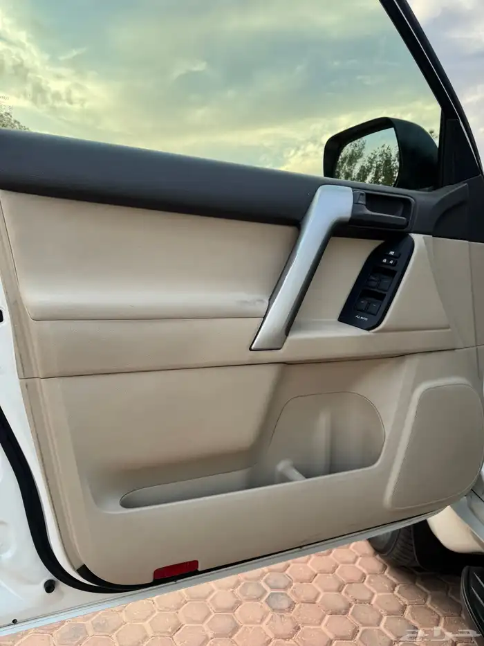 برادو 2018 فطيمي فل كامل فتحة دفلوك ثلاجة نظيف جدا 23