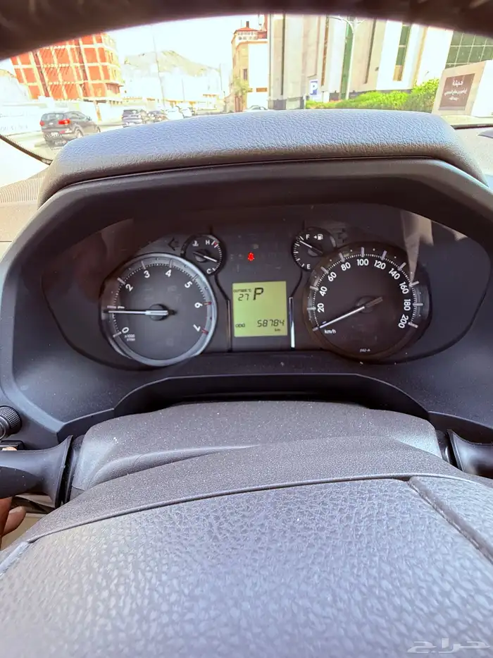 2023 تويوتا برادو وارد عبد اللطيف جميل 6