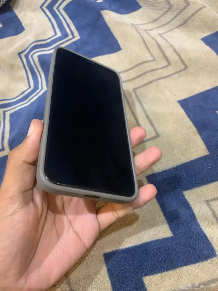 ايفون xs ماكس 256GB 4