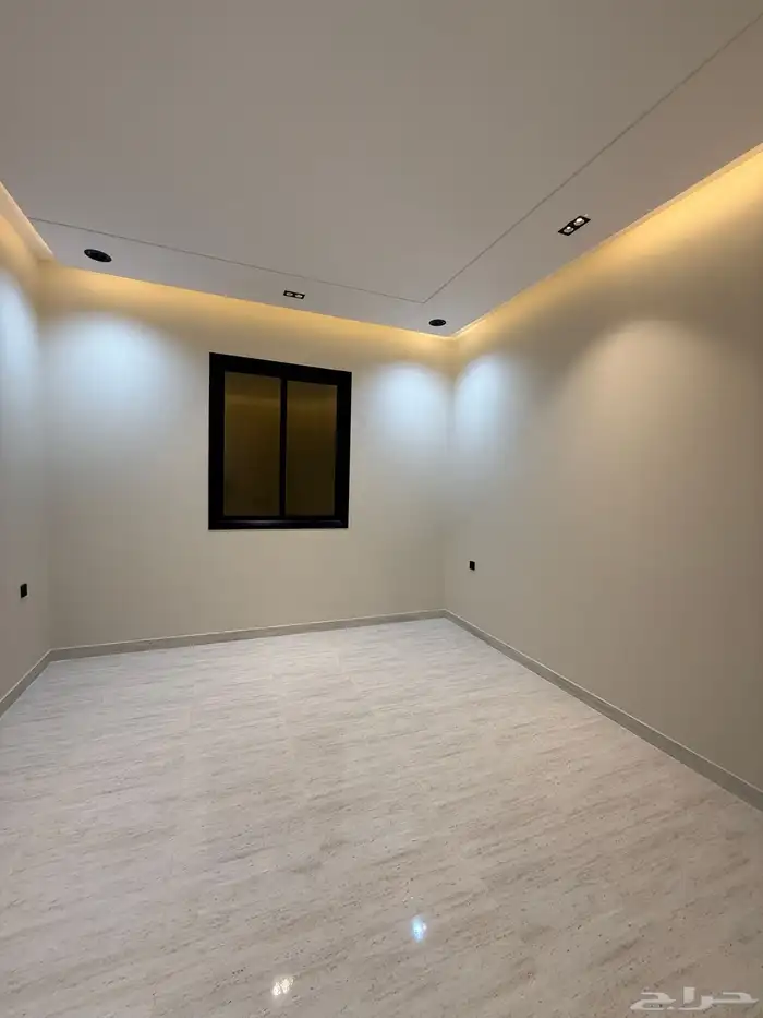 للبيع شقق علويه وارضيه بسعر صيدة بدرة الموسي ع برحه مسجد 16