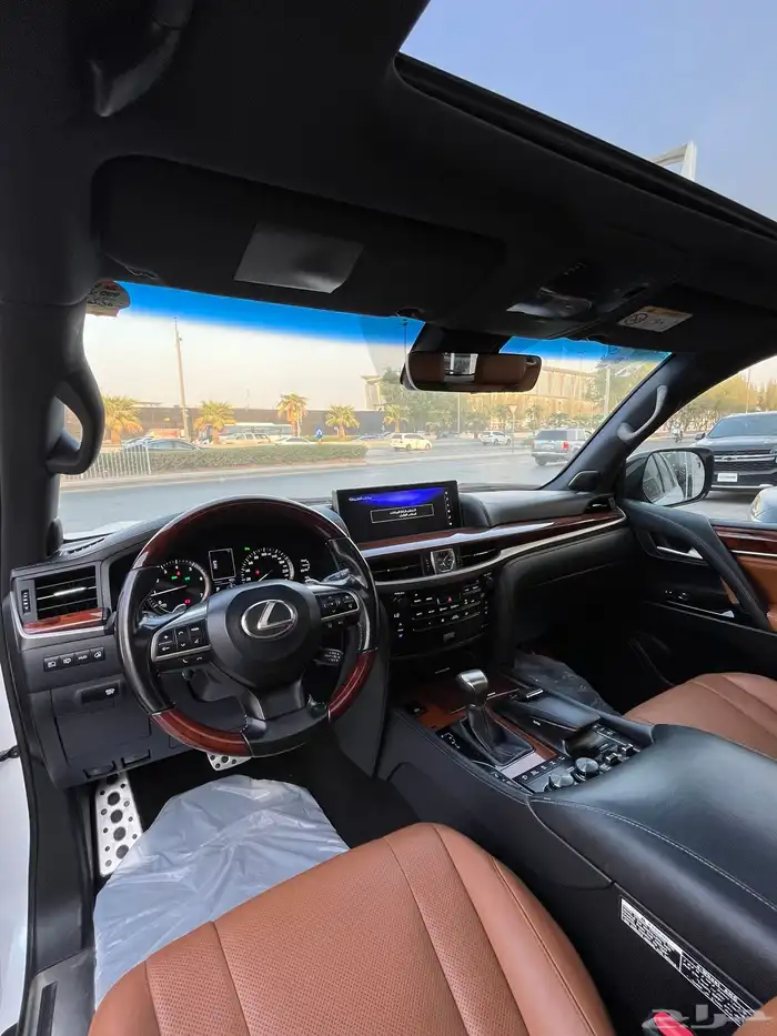 جيب لكزس LX570 DD 2021 14