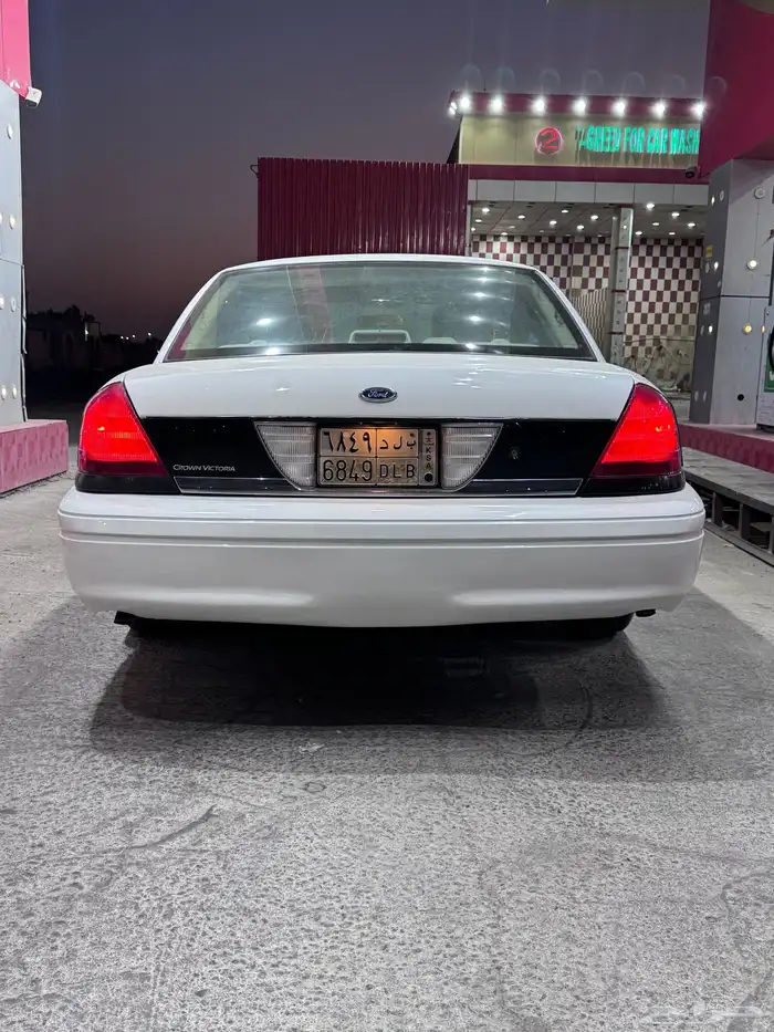 فورد فكتوريا ماشي 198الف فقط 3