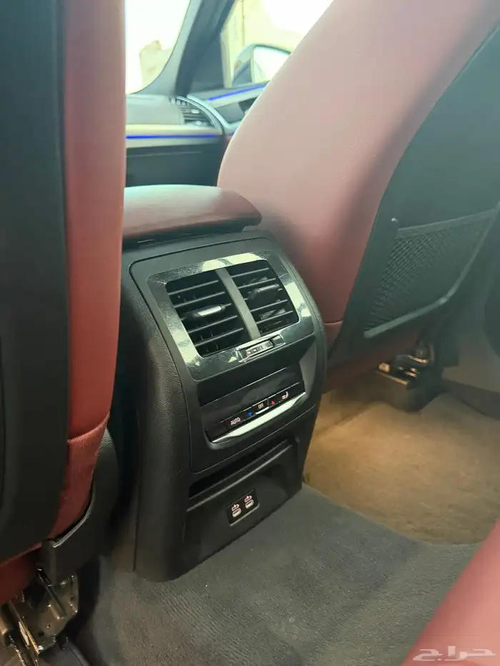 بي ام دبليو X4  XDrive 30i 2021 تشييكات وكالة الفردان 21