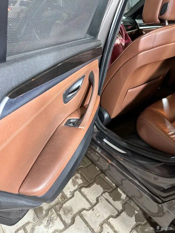 بي ام دبليو الفئة الخامسة 530i 2013 BMW 13