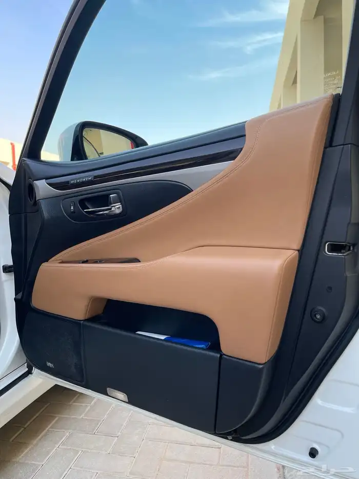 لكزس سعودي شورت LS 460 19