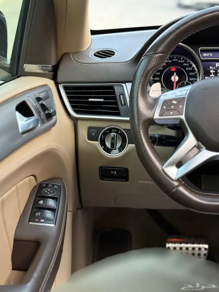 MERCEDES ML63 AMG 2013 30