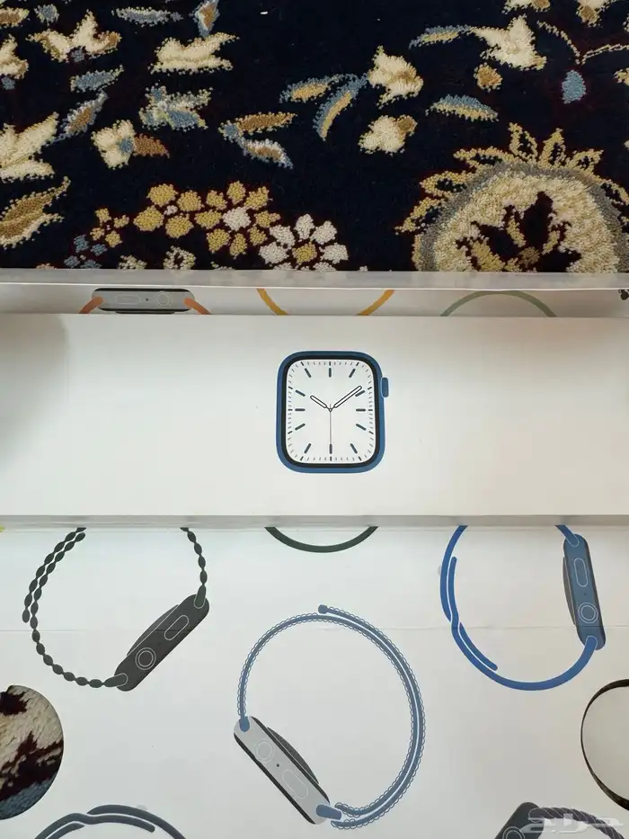 ساعه أبل اصدار السابع بقمة النظافه . 1