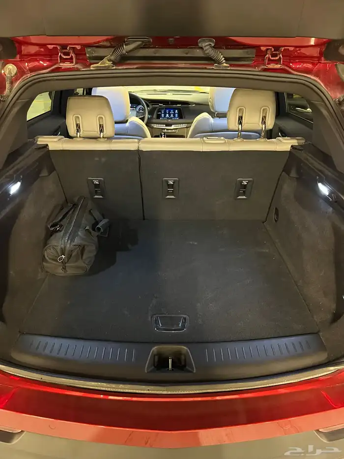 كاديلاك XT4 شبة اصفار 2023 24