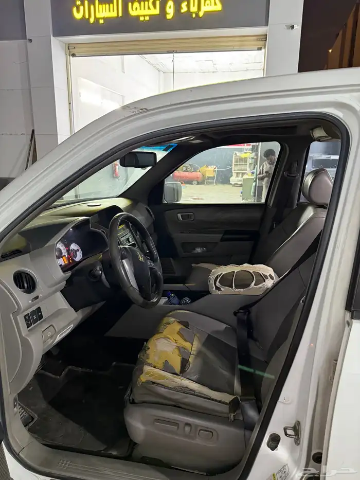 هوندا بايلوت يحمل لوحة شبه مميزة 5