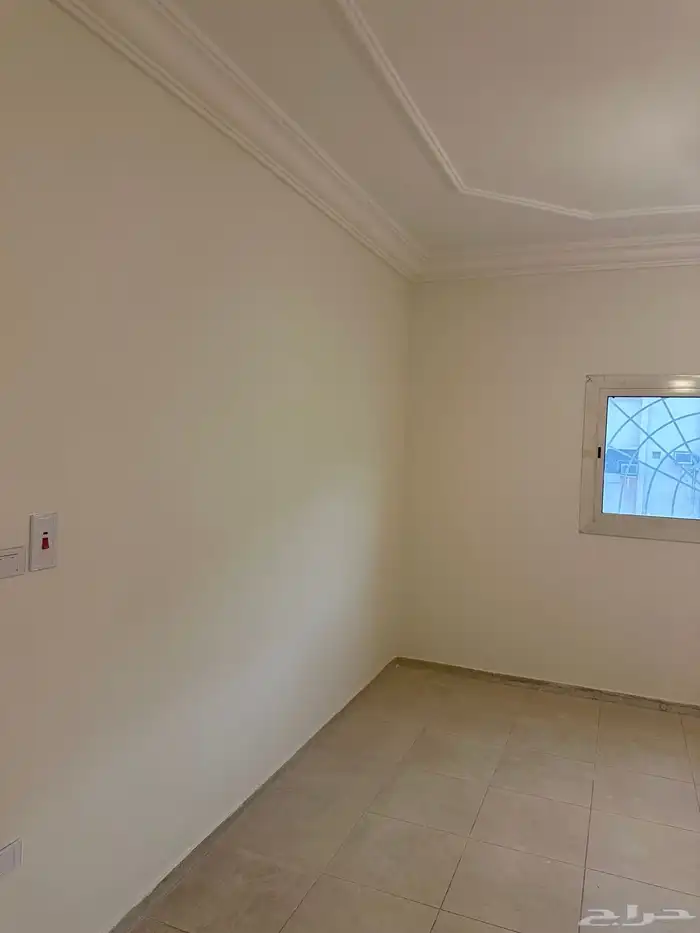 شقة للايجار حي الربوه 6