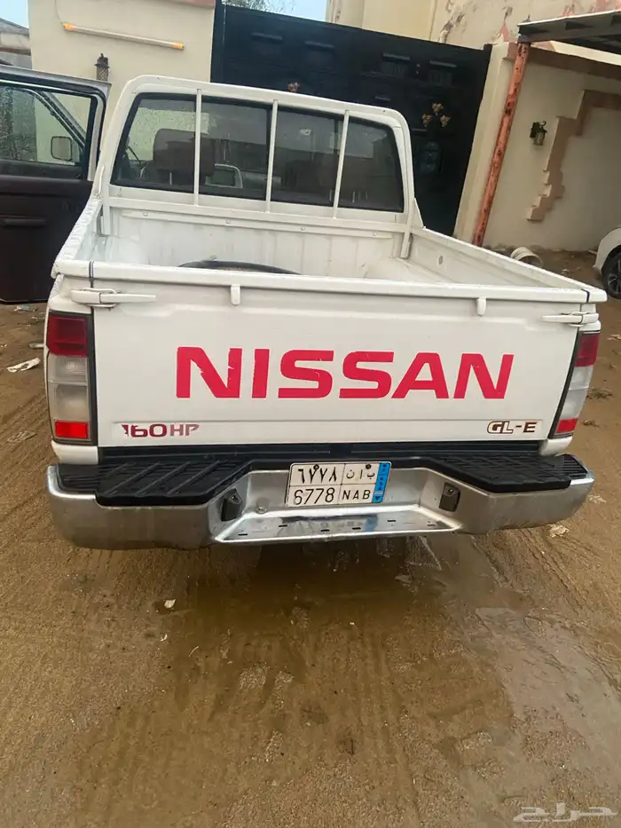 ددسن نيسان 18